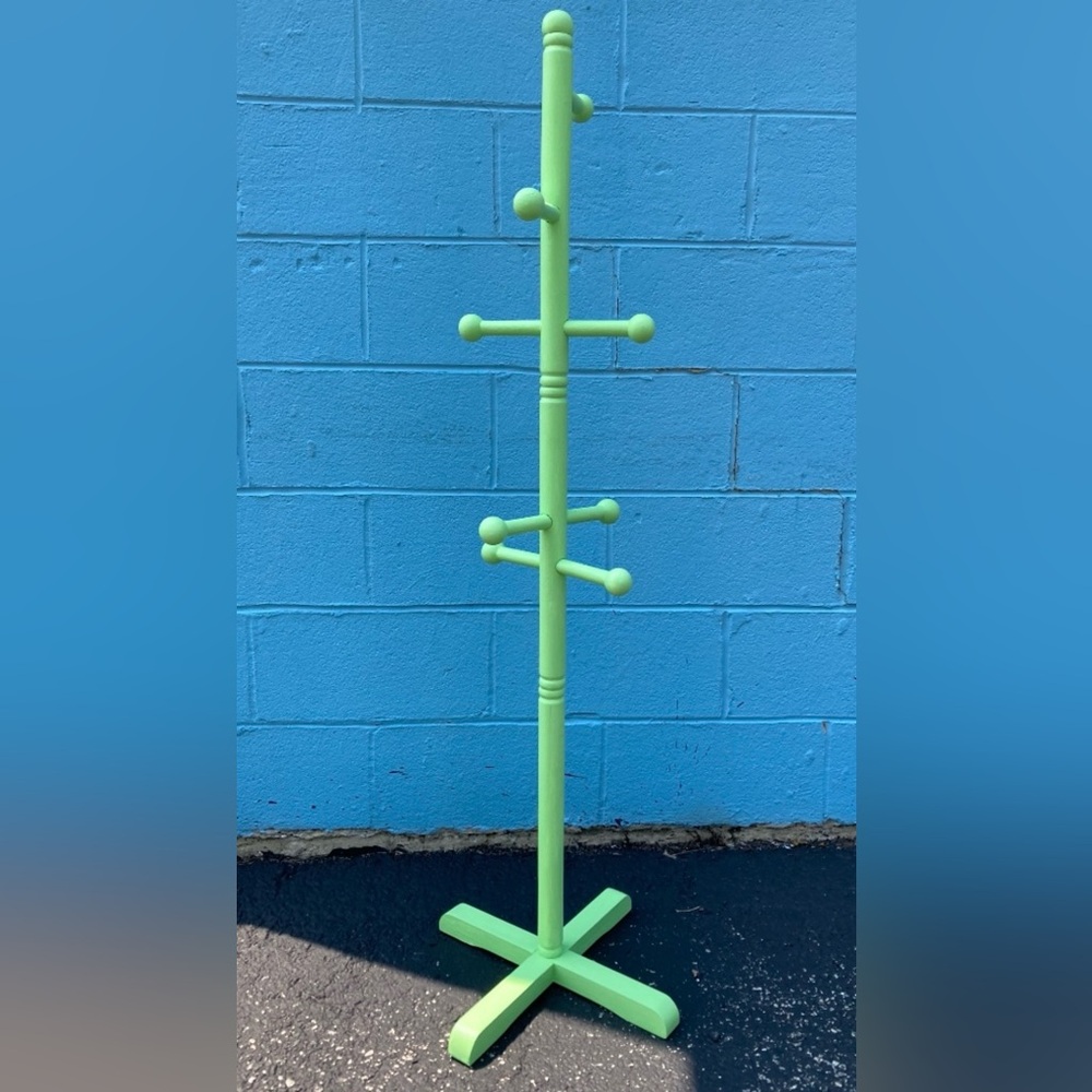 Green accessory holder
